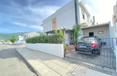Casa com 3 quartos à venda no São João do Rio Vermelho, Florianópolis 