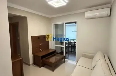 Apartamento mobiliado e decorado de 2 quartos e 3 banheiros à venda, 85 m².