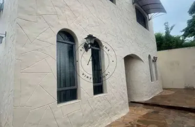 Casa com piscina à venda no jardim santa genebra – conforto e lazer garantidos!