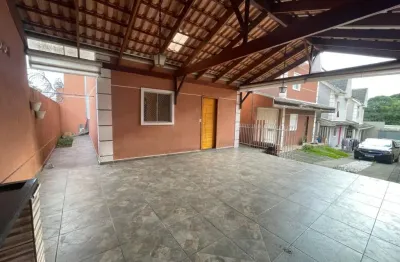 Casa em condomínio fechado com 2 quartos para alugar na Avenida Doutor Eugênio Bertolli, 2502, Santa Felicidade, Curitiba