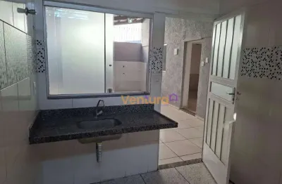 Casa com 2 quartos para alugar na Rua Aurora Maria da Conceição, Santa Cruz, Betim