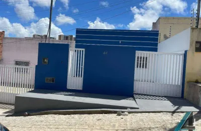 Casa com 2 quartos à venda na Avenida Carlos Marques de Oliveira, Soledade, Aracaju