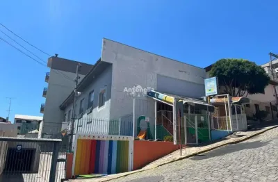 Casa comercial à venda no Rio Branco, Caxias do Sul 