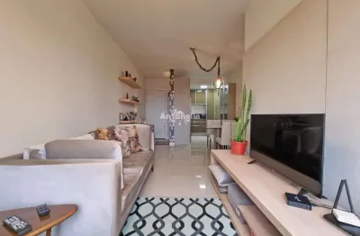Apartamento com 3 quartos à venda no Madureira, Caxias do Sul 