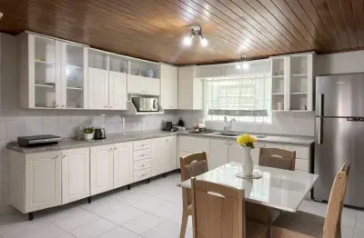 Casa com 2 quartos à venda no São Victor COHAB, Caxias do Sul 