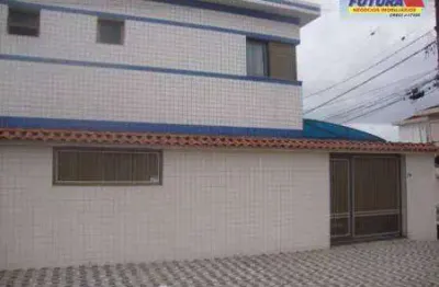 Excelente sobrado com amplas dependências, ótimo acabamento, garagem para 4 autos, próximo ao centro - sv.