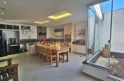 Sobrado à venda e para alugar em jundiaí, jardim ermida i, com 4 suítes, com 184 m²