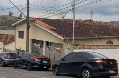 Casa ampla com edícula – ideal para famílias , 3 quartos + escritório