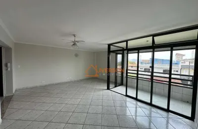 Apartamento amplo a 350m da praia – 3 dormitórios, 2 vagas e lazer completo