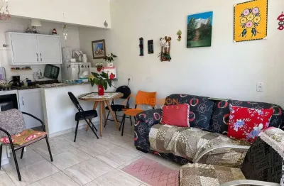 Apartamento compacto, funcional e econômico — pertinho da praia em peruíbe!
