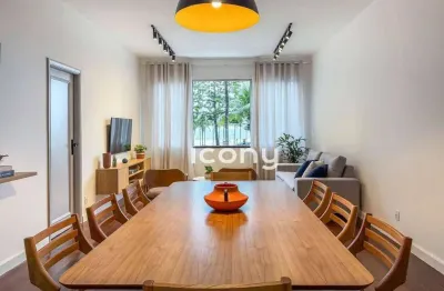 Apartamento totalmente decorada de frente para o mar