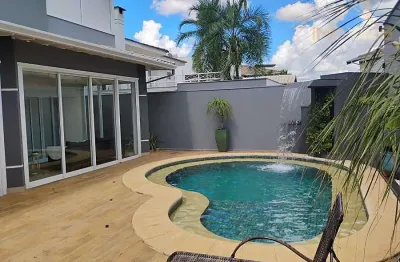 Casa em condomínio fechado com 3 quartos à venda na Avenida José Vicente Aiello, Vila Serrão, Bauru