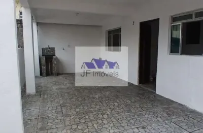 Casa com 2 quartos para alugar na rua ibira, 02, jardim ângela, embu das artes, 25 m2 por r$ 1.200