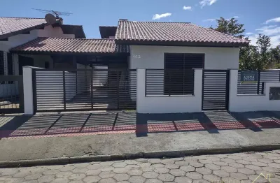 Casa com 2 quartos para alugar na Rua Josina Amelia Da Silveira, 162, Centro, Garopaba
