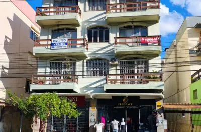 Apartamento amplo no bairro lourdes próximo a igreja.