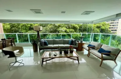 Horto florestal 226m², fino acabamento, 4/4, gabinete, 3 suítes, suíte master com closet, 4 vagas, climatizado, fino acabamento. agende sua visita!