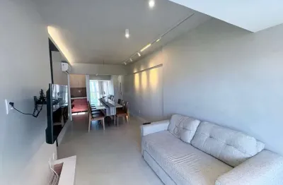 Laguna alphaville 88m², suíte master com closet, 2/4, sala ampliada, varanda integrada, climatizado, andar alto, móveis planejados. agende sua visita!