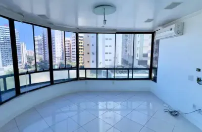 Caminho das árvores 172m², varanda integrada, climatizado, 3 suítes, + closet, fino acabamento, finamente decorado, 4 vagas. agende sua visita!
