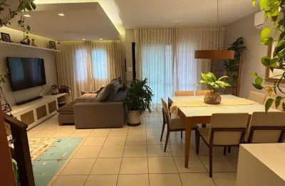 Casa duplex condomínio residencial patamares 230m², 4 suítes, salas, varandas, móveis planejados, mobiliado, dependência, 2 vagas. agende sua visita!