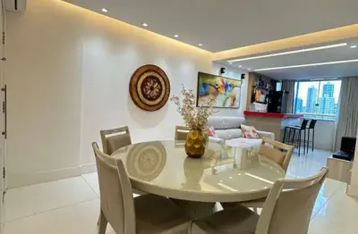 Caminho das Árvores 107m², mobiliado, fino acabamento, 3/4, closet, climatizado, varanda integrada, sala ampliada, 2 vagas por apenas: R$850.000,00!