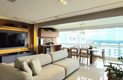 Ludco Greenville 134m², vista panorâmica, ventilado, 3/4, climatizado, andar alto, 3 suítes, fino acabamento, varanda integrada. Agende sua visita!