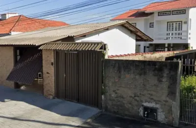 Casa e sobrado no terreno no bairro pagani proximo a academia em palhoça
