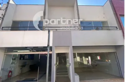 Casa comercial com 4 salas para alugar no Centro, Piracicaba 