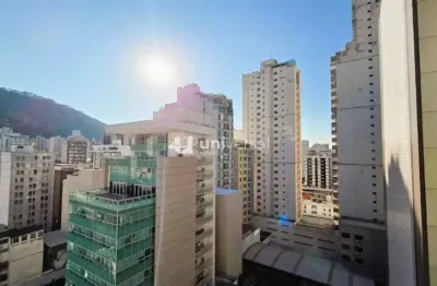 Apartamento de 3 quartos com vista incrível no centro por r$485.000