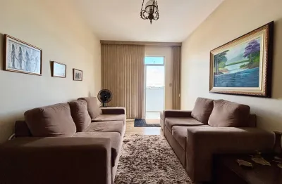 Apartamento térreo de 3 quartos com área externa no estrela sul