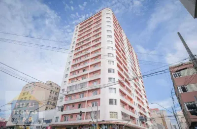 Apartamento com 2 dormitórios para alugar, 63 m² por R$ 3.500,00/mês - Centro - Curitiba/PR