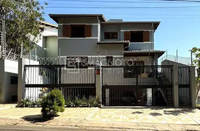 Belíssima casa com vista para o parque da rua do porto,  3 suítes à venda, 368m² por r$ 1.300.000,00 - centro - piracicaba/sp