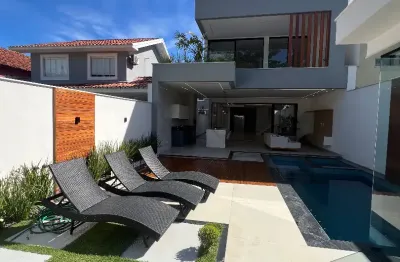 Casa em condomínio fechado com 4 quartos à venda na Rua Colbert Coelho, 30, Barra da Tijuca, Rio de Janeiro