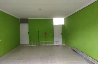 Casa com 2 quartos para alugar no Jardim Graziela, Barueri 