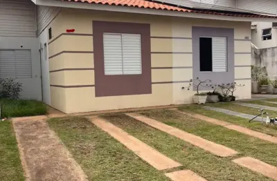 Casa em condomínio fechado com 2 quartos para alugar no Jardim Imperial, Cuiabá 