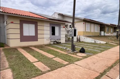 Casa em condomínio fechado com 2 quartos à venda no Jardim Imperial, Cuiabá 