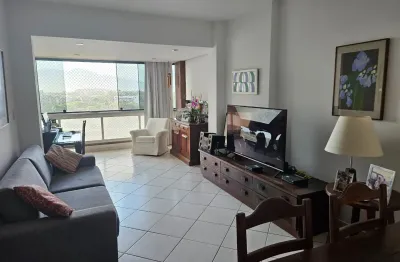 Apto com 110 m2, 3 quartos, suíte, 3 banheiros, 2 vagas, varandão, vista mar/lagoa, piscina, sauna, salão