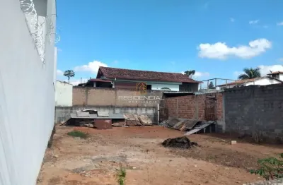 Terreno à venda na Rua José Faria Barros, Belvedere, Divinópolis