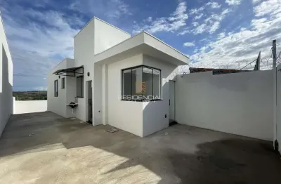Casa com 2 quartos à venda na Rua Angico, 875, Jardinópolis, Divinópolis