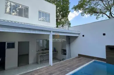 Casa com 3 quartos à venda na Rua Equador, 260, Nações, Divinópolis