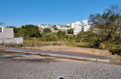 Terreno à venda na Rua Olímpio Moreira, 00, Interlagos, Divinópolis