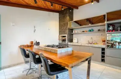 Casa com 3 quartos à venda na Rua Cruzeiro, 821, Manoel Valinhas, Divinópolis