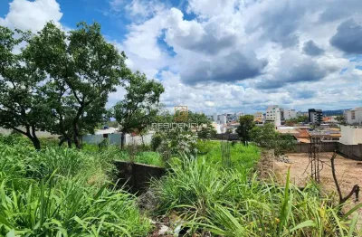 Terreno à venda na Rua Belvedere, s n, Manoel Valinhas, Divinópolis