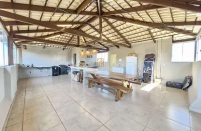 Apartamento com terraço exclusivo a venda no manoel valinhas