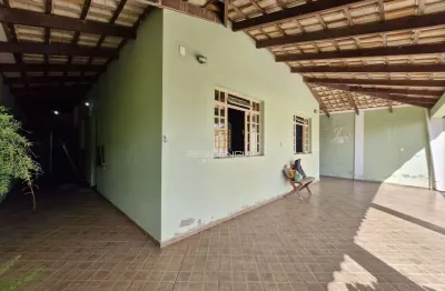 Casa com 3 quartos à venda na Rua Dona Míriam, 80, Morada Nova, Divinópolis