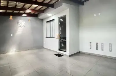 Casa a venda com 3 quartos suite, marcenaria completa e varanda