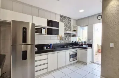 Casa a venda no bairro belvedere 03 quartos, sala, cozinha, varanda e 01 garagem