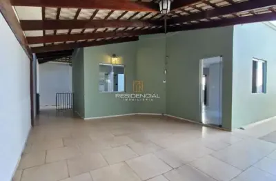 Casa a venda no bairro belvedere 03 quartos 01 suite, sala, quintal e varanda