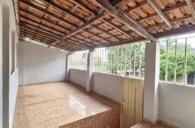 Casa a venda b. paraiso 03 quartos, sala, cozinha, 02 vagas, varanda e quintal