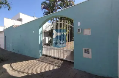 Casa comercial à venda no Jardim São Carlos, São Carlos 