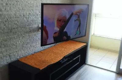 Andar alto, vista privilegiada diferenciais: 2 dormitórios espaçosos, sendo 1 suíte, proporcionando mais conforto e privacidade sala ampla para 2 ambientes, perfeita para criar um espaço de convivênci